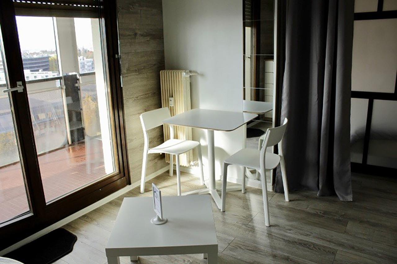 Le Consul : Studio Moderne Appartement
