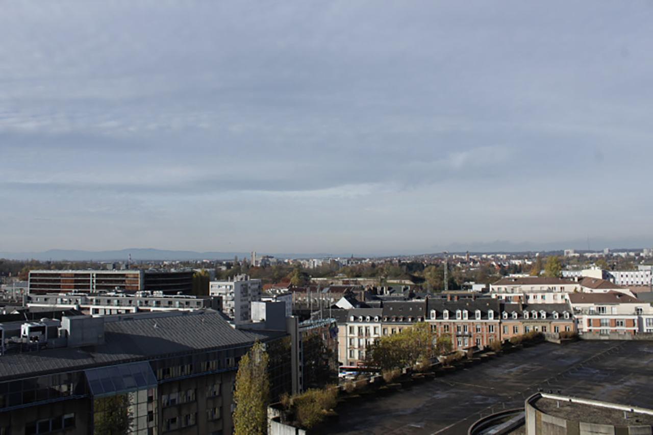 Le Consul : Studio Moderne Appartement